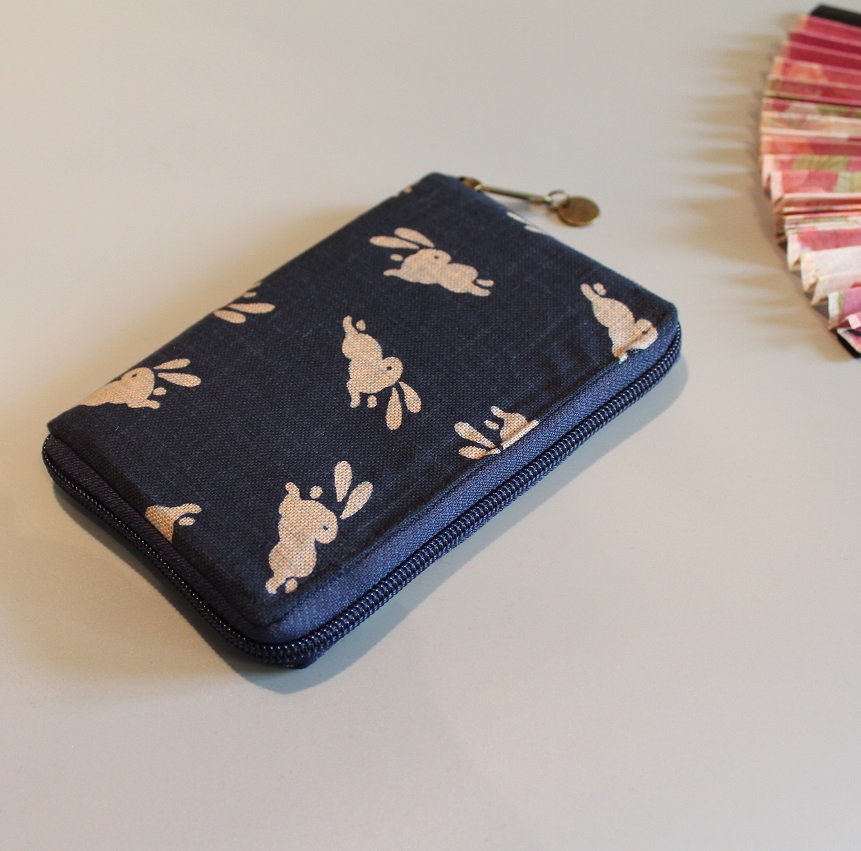 5.5" zippered Cards and coins wallet - Usagi